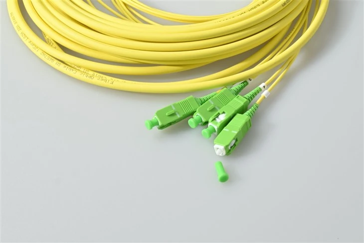 12-Core SC/APC to LC/UPC Fiber Optic Patch Cord suppliers