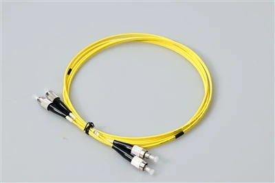 FC UPC Single Mode 9/125 Simplex Patch Cable 2,0mm Κίτρινο μπουφάν PVC